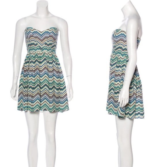 Parker Lily Quilted Strapless Sweetheart Smocked Dress - Picture 5 of 6